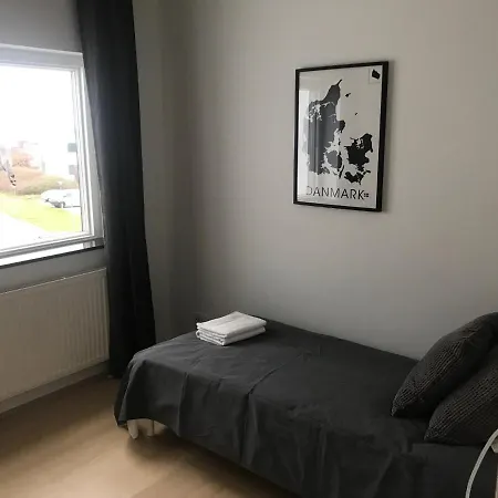 Apartment Great Two Bedroom At Olof Palmes Alle In N *